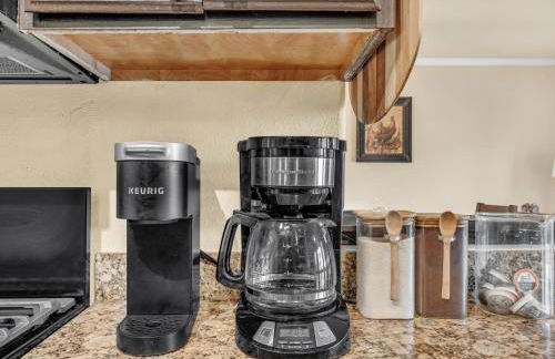 Spacious Oasis Hot Tub Backyard Garden 3BR/2BA - Foto 32