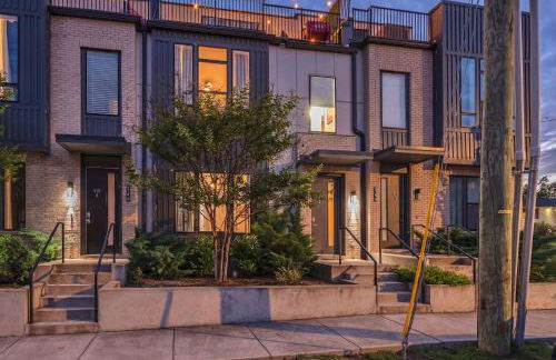 Brand New City Views Karaoke Room Near Downtown - Foto 32