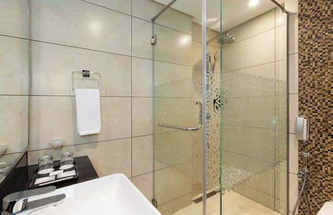 Royal Continental Suites - Photo 37