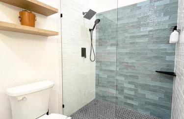 [Popular Illusion Home] •Waterfront Private Pool - Foto 15