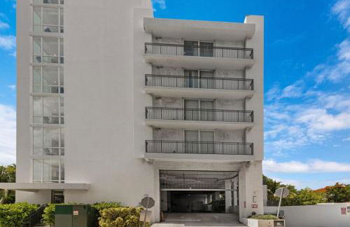 Roami at Grove 27 - Photo 4