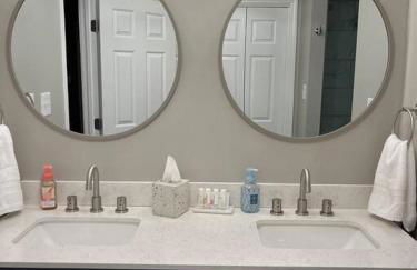 Modern Lakefront Views at Lake Hickory Haven - Foto 28