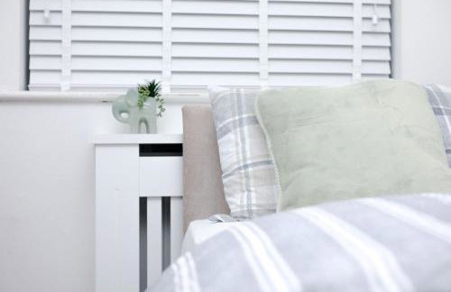 Cozy Place in Salford, Sleeps 8, 4 Bedroom, 5 Beds - Foto 80