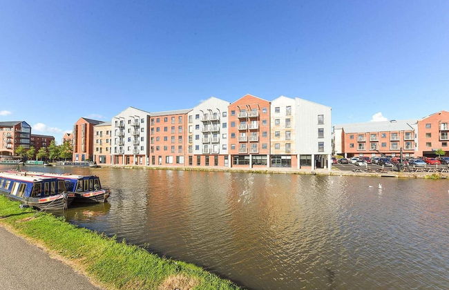 Student Only The Towpath - Photo 1