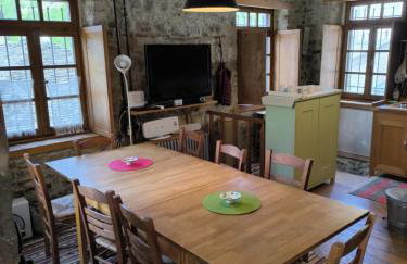 The Mountain House -mountain getaway - Photo 8