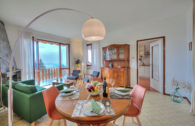 La Perla Bianca Lake View - Photo 5