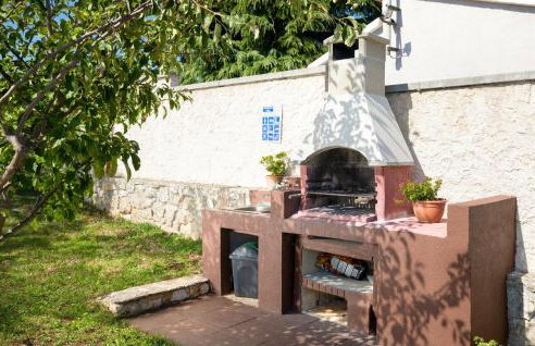 Three-Bedroom Holiday Home In Divsici - Foto 15