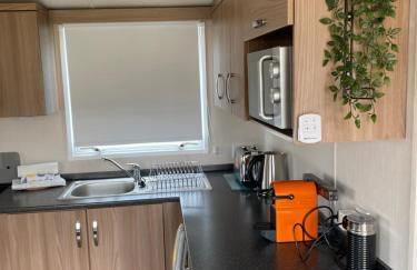 Deluxe 3 bedroom caravan in Haven's Seton Sands Holiday Village,Wifi - Foto 16