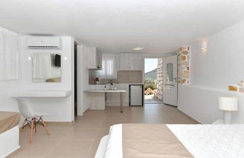 Irini's house with Jacuzzi - Photo 8