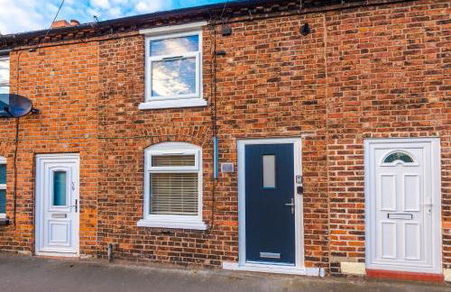 Foden's House by YourStays - 2 Bedroom Cottage in Sandbach with gorgeous dining room extension, High end finish - Foto 64