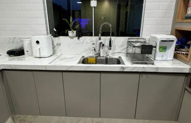 Casa da Maga com piscina no Jd Cataratas Foz - Foto 22