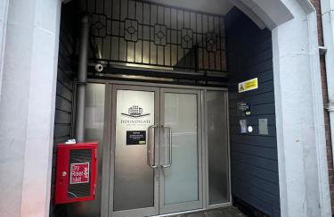 New & Modern 2-Bed Flat in City Centre - Foto 17