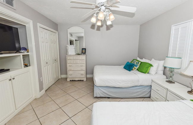 Shoreline Towers 1063 2 Bedroom Condo by RedAwning - Foto 5