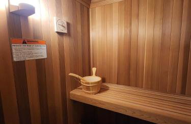 Spacious Coastal Retreat in Buzzards Bay, Quiet & Family-Friendly - Foto 12