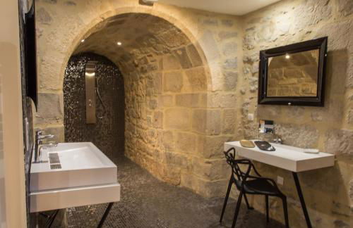 Chateau De Val - Photo 37