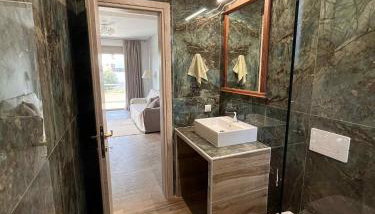 Danita Apartments 3 - Foto 3, towels, Shower