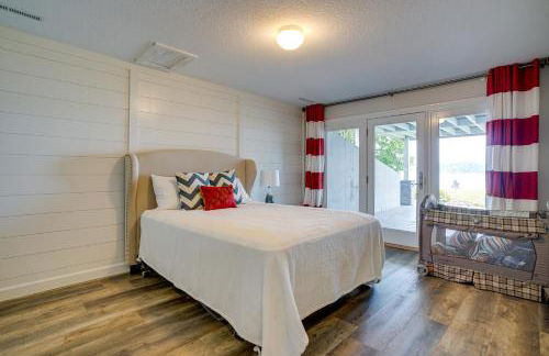 Lakefront Syracuse Home with Deck and Private Dock! - Foto 30