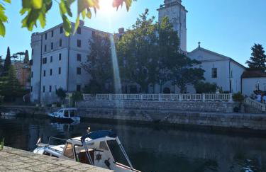 Family and pet friendly apartment Frankopan Croatia - Photo 40