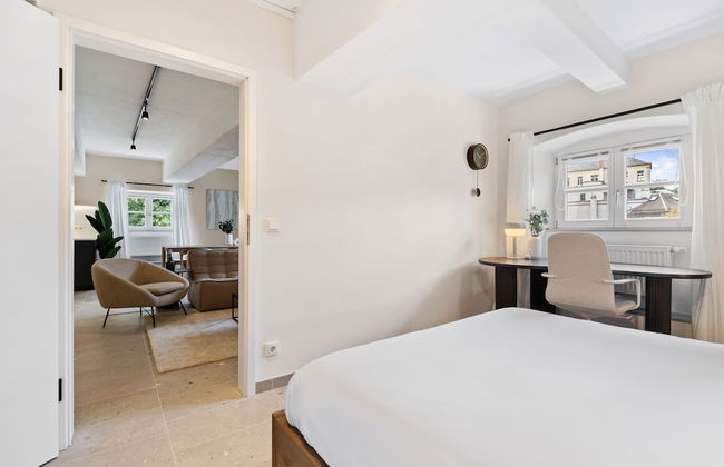 Clausen Charm Contemporary Retreat ID210 - Photo 2