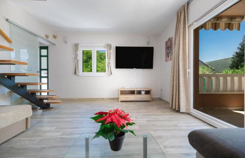 Villa Viktoria with private swimming pool - Photo 20