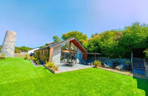 4 Bed Villa Sleeps 8 -private Terrace-free Parking - Foto 11