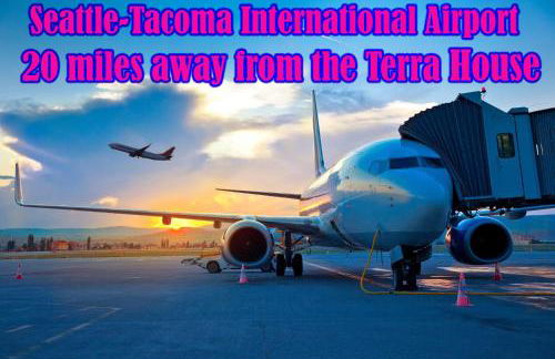 Terra House Tacoma - EV Power Station, Crib, Stroller, High Chair - Foto 32