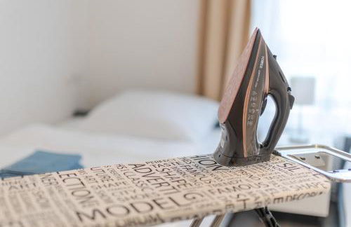 Rob's Flat - Moderne 3-Zimmer-Ferienwohnung mit Terrasse, 6 Schlafplätzen, 2 Min S-Bahn, Weil der Stadt bei Stuttgart - Foto 38