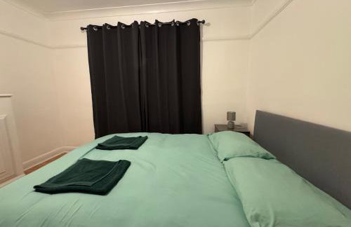 Redhill Gatwick Serviced Accommodation - Foto 1