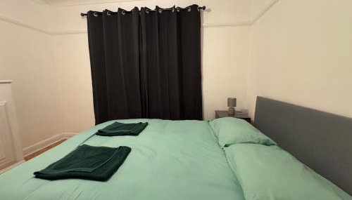 Redhill Gatwick Serviced Accommodation - Foto 1