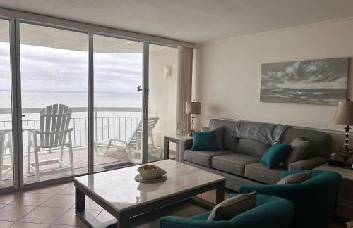 LUXURIOUS Oceanfront Condo, 1 bedroom-2 bath, Sleeps 4, indoor and outdoor pools, Waters Edge-Garden City-Murrells Inlet SC -NO PETS - Photo 32