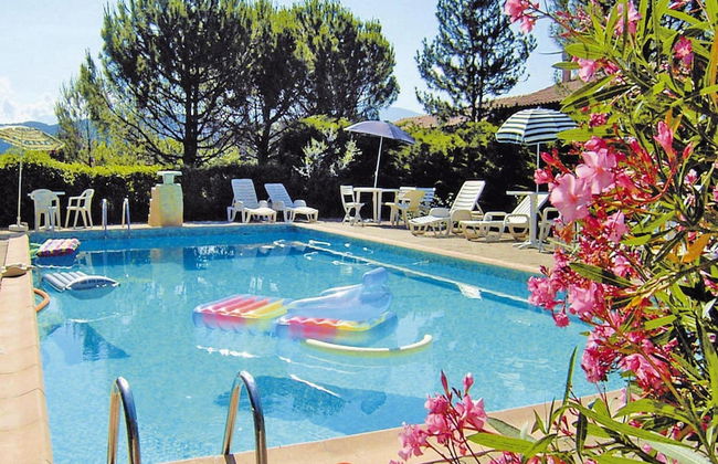 Holiday Home With Swimming Pool - Photo 46