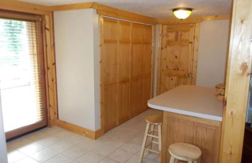 Lovely Log Cabin in the Woods with Hot Tub near the Red River Gorge in Kentucky - Foto 10