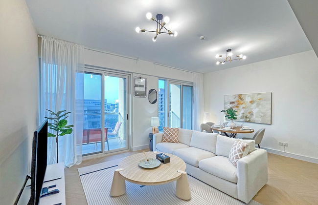 bnbme - Golf Tower - 2 BDR - Photo 1