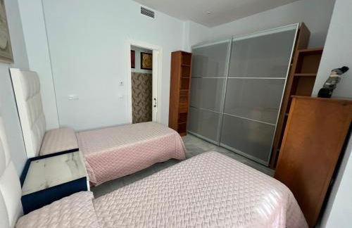 Apartment Palacio de Los Vibora Parking Gratis - Foto 13