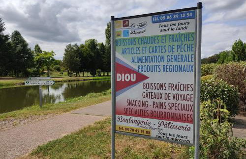 PETIT MAS COSY DU BORD DE LOIRE a 15 MM DU PARC LE PAL - Foto 30