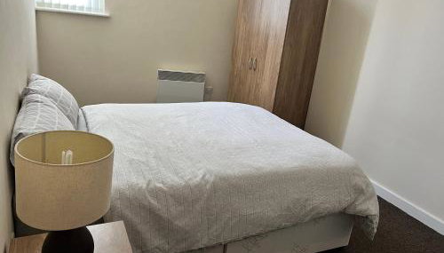 Two Bed Town Apartment - Photo 5