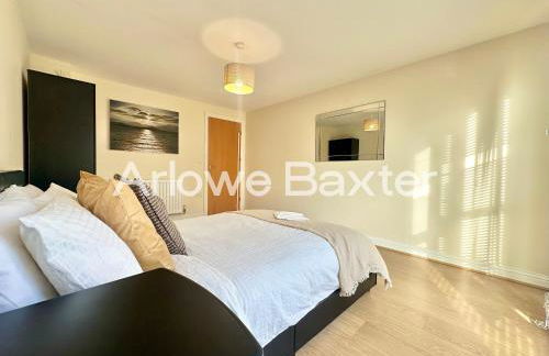 Modern 4-Bedroom House, Families and Contractors - Foto 11