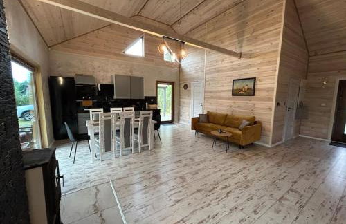 Mazury Przyjazny Dom w Leleszkach z gorącą balią - Photo 35