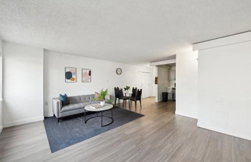 Legacy at Imperial Village 201 I 2 Bed 2 Bath - Foto 12