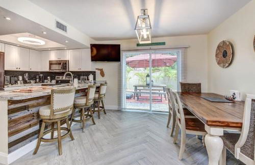 Dog Friendly Home by Flagler Avenue! Fenced Yard and Garage! Walk to the Beach! - Foto 12