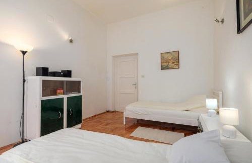 Top Location Downtown & Beach Bacvice Apartment - Foto 10