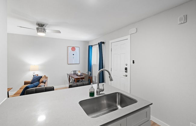 Stylish 1BR Near UT Highland Evonify - Foto 35