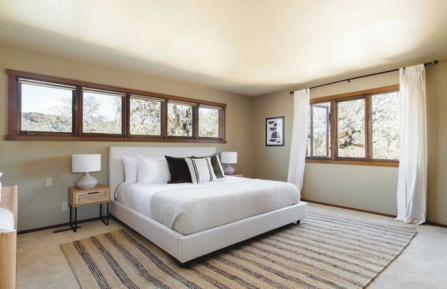 Gable by Avantstay Beautiful 3.5 Acre Oasis w/ Gorgeous Views, Pool & Hot Tub - Foto 14