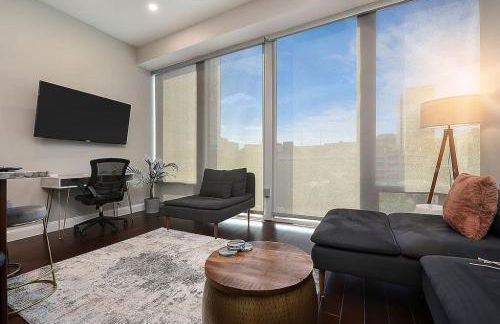 HostWise Stays - The Washington at Chatham - Park Free, Gym, More! - Foto 22