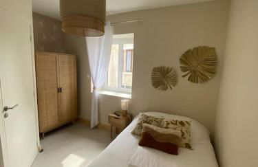 Maison 200m2- 9 chambres avec sdb - 16-18 personnes - séminaire-Proche Centre-Ville-Gare et Arena-terrasse - Foto 20