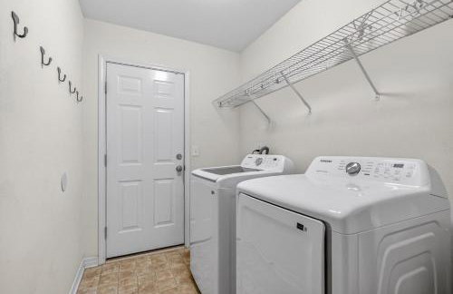 Comfortable 3BR for Families Near Blackwater - Foto 75