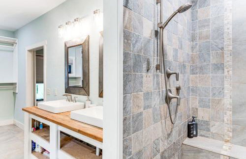 Luxe Barndominium Retreat Near Blue Spring Lake! - Foto 14