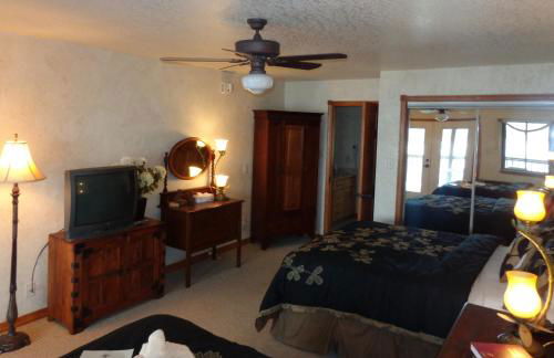 C17, Three bedroom, three bath log-sided, luxury Harbor North cottage with hot tub cottage - Foto 11