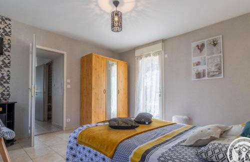 Gîte de charme 4 pers avec spa privatif, terrasse, et équipements complets au cœur d'un village viticole - FR-1-622-20 - Photo 12