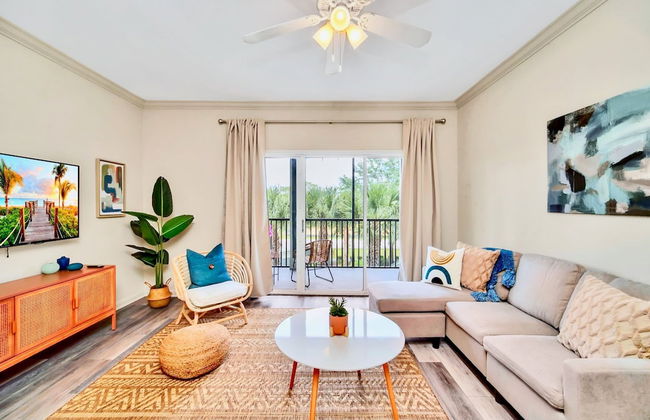 Tropical Styled Condo w Outdoor Pool and Hot Tub - Foto 3